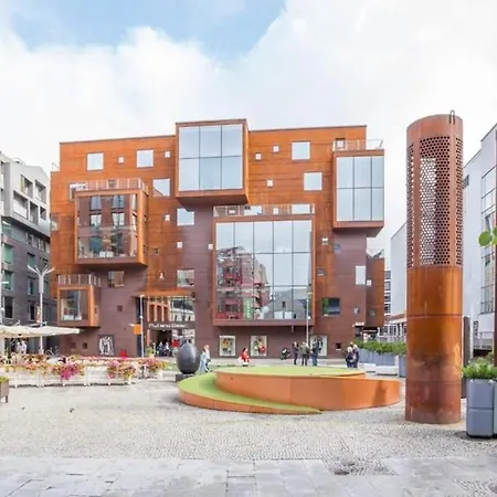 Modern Loft In Center *