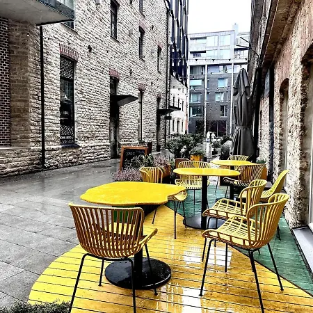 Modern Loft In Center 塔林