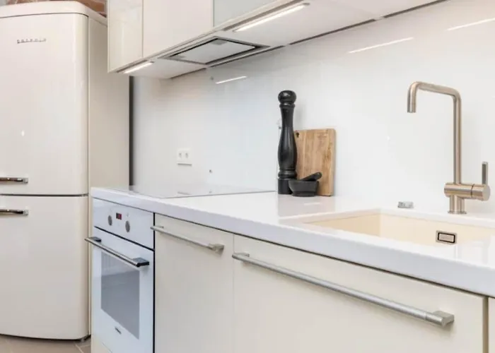 Apartamento Modern Loft In Center Talin